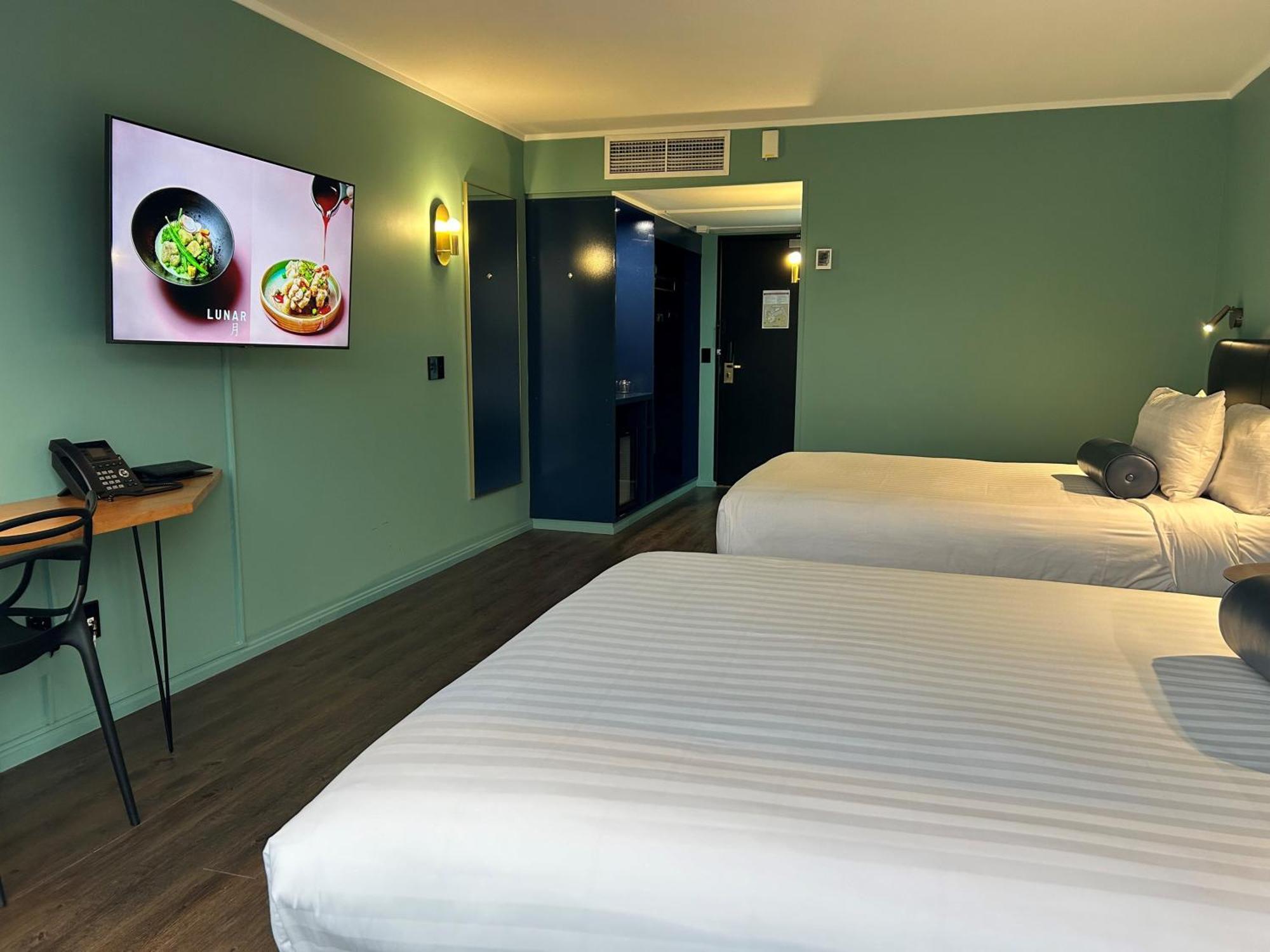 Naumi Auckland Airport Hotel Bilik gambar